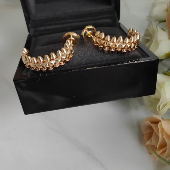 A particularly popular classy earring sold out immediately 2023SS CARTIER Cartier A particularly popular classy earring sold out immediately 2023SS CARTIER Cartier